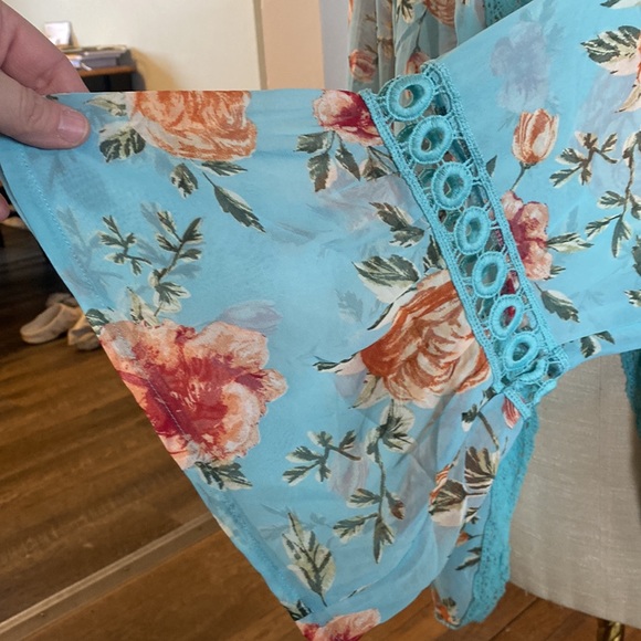 NEW XXXL floral kimono with long sleeve and lace trim - Picture 3 of 8